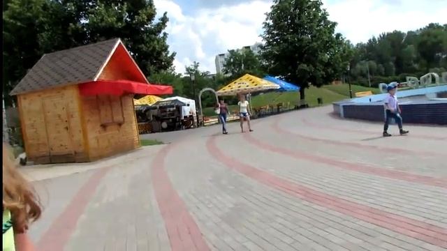 Детский парк "Сказка" Сумы Фонтан поломан смотреть онлайн