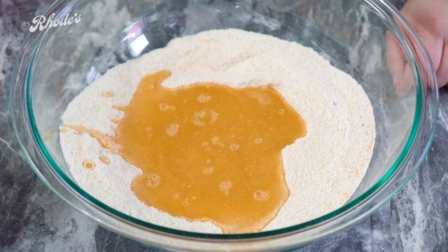 HOW TO MAKE COLOMBIAN EMPANADAS (STEP BY STEP RECIPE) - IT'S RHODE'S RECIPE смотреть онлайн