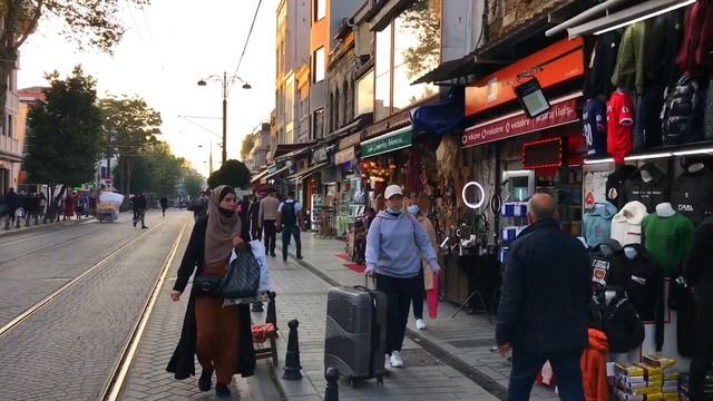 Istanbul Walk l Beyazit-Cemberlitas Walking Tour l 6 November 2021 Turkey [4K UHD] смотреть онлайн