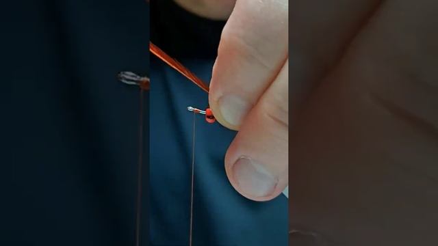 Гусеница на Форель #мушкидлярыбалки #мормышка #форель #форелеваярыбалка #платник #рыбалка2021 смотреть онлайн