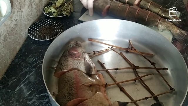 как приготовить форель с виноградными ветками#trout with branches #իշխան ձուկը հետաքրքիր տարբերակով смотреть онлайн