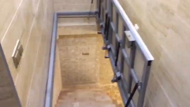 Напольный люк в подвал под плитку компании «Фабрика люков»