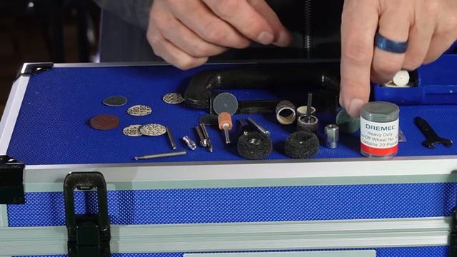 Unboxing Dremel 8260 & Comparing With The Older 8220