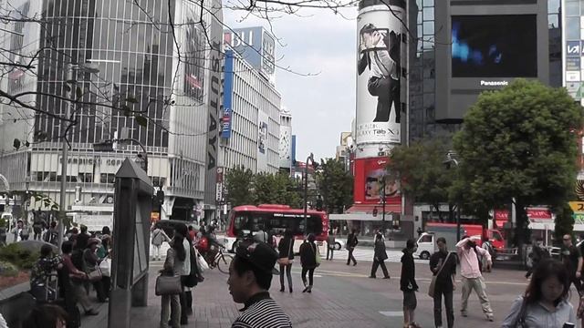 У памятника Хатико JP смотреть онлайн