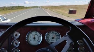 ЗА РУЛЁМ ГРУЖЁНОГО АМЕРИКАНСКОГО ТЯГАЧА INTERNATIONAL 9400
