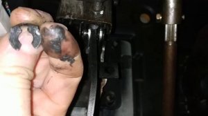 Как отсоединить главный цилиндр сцепления с салона Шевролет Авео