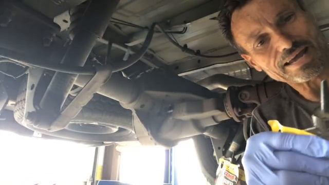 2016 Transit Gear Lube Service Part 1 смотреть онлайн