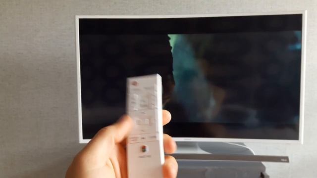 Обзор,характеристики,описание,мнение о телевизоре Samsung UE40JU6100U смотреть онлайн