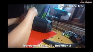 How to spot Fake JBL Boombox 3 vs Original Watch before buy (teardown of Fake boombox 3)!!!