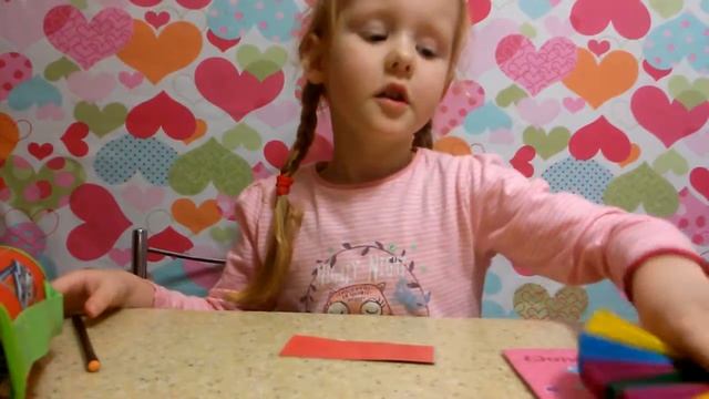 Поделки с Игринкой. Павлин из бумаги. смотреть онлайн