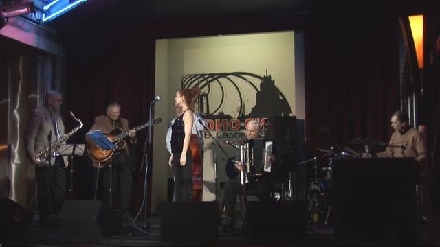 JAZZ LIVE 9.8. Коллектив "Третья молодость" и Анна Бутурлина смотреть онлайн