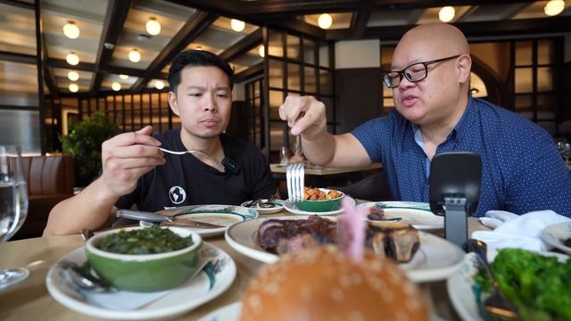 I Tried The New PETER LUGER Steakhouse In LAS VEGAS...