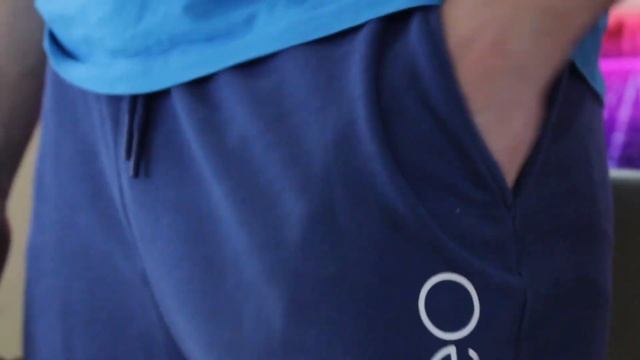 ЗАЧЕМ iPhone два способа ответа на звонок!? смотреть онлайн