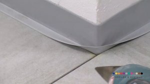 Монтаж самоклеющегося  плинтуса