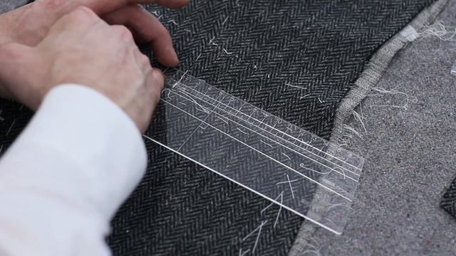 Как разметить клапан кармана на тканях с рисунком | «JacketPro» Инструкция | lecalopro Пиджак, Жаке смотреть онлайн