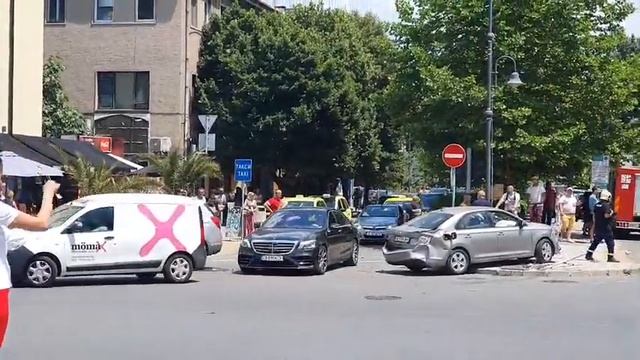 Катастрофа до автогара Юг и пристанището смотреть онлайн