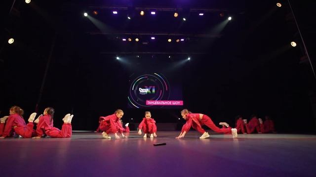 Школа танцевального искусства «Карусель» — Ловят ритм ТАНЦЕВАЛЬНОЕ ШОУ 10 13 лет смотреть онлайн
