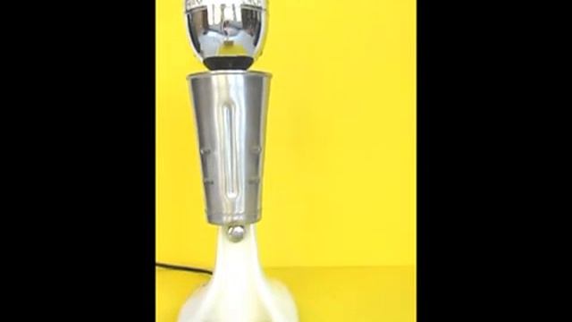 vintage HAMILTON BEACH MILKSHAKE MIXER, Model 930 смотреть онлайн