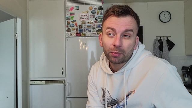 Вчера в Италии?? ?сегодня дома?? Из похмелья в работу?