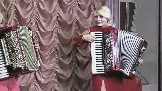 Уральская рябинушка, Цветущий май Аккордеон. смотреть онлайн