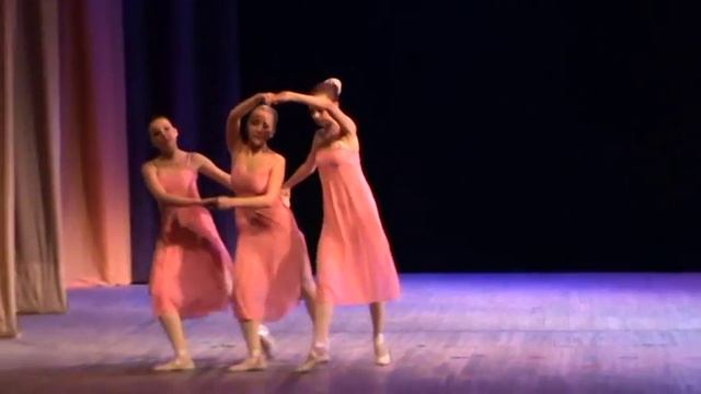 Ф. Шопен. Вальс. Исполнитель Народный театр балета «Солнечные блики» смотреть онлайн