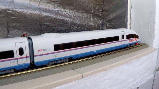 электропоезд САПСАН ЭВС2 состав 1:87 (PIKO) железная дорога масштабная модель / railway model EVS2 смотреть онлайн