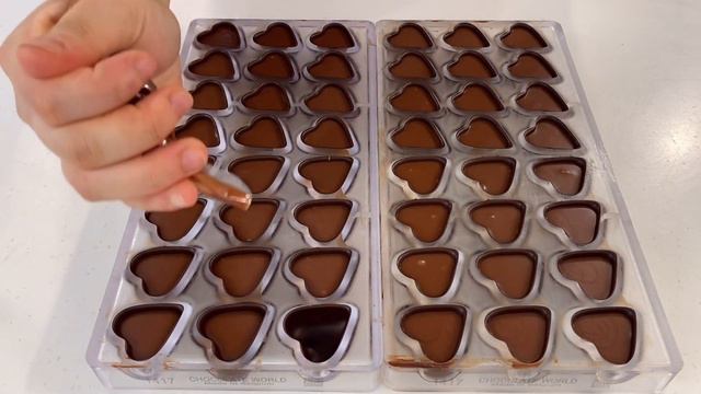 레터링 봉봉초콜릿 만들기 / 초콜릿공방 브이로그 / 부산 디저트가게 / Chocolate Vlog
