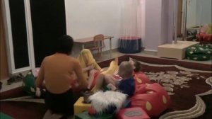 Родителям: веселые игры с детьми-аутистами