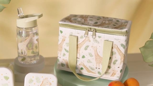 Earth Rainbow, Gigi Giraffe + Louie Lamb Collection Preview | Sass & Belle смотреть онлайн