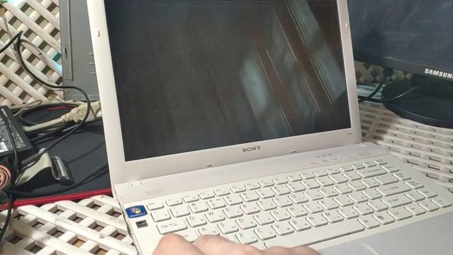 Очень интересный и тонкий развод с ремонтом ноутбука смотреть онлайн