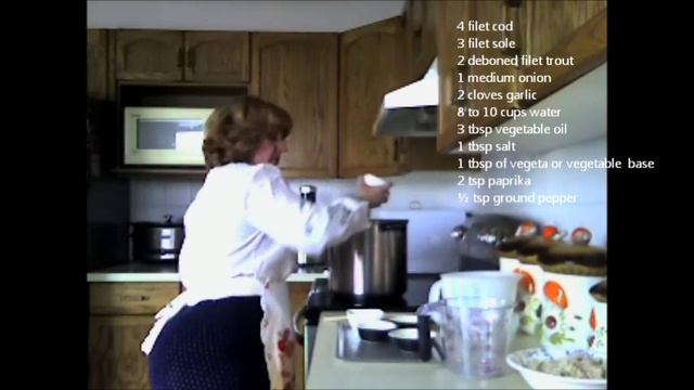 HUNGARIAN FISH SOUP /  HALÁSZLÉ