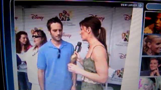 Michael Vartan Wins Tater Top Award