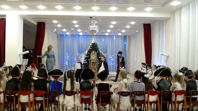 Новогодний утренник - подготовительная группа "Буратино" смотреть онлайн