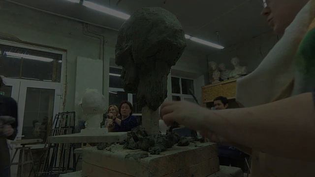 VLOG: будни студента-художника/ Строгановка/ рисую ухо/ Про красивые икры Билана)) анатомия/ Рыжкин смотреть онлайн