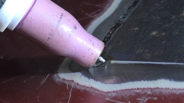 Самый простой способ сварки кузовного железа без деформации смотреть онлайн