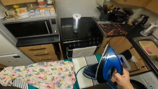 Steam Generator Iron Review Philips PerfectCare Model GC7846/86