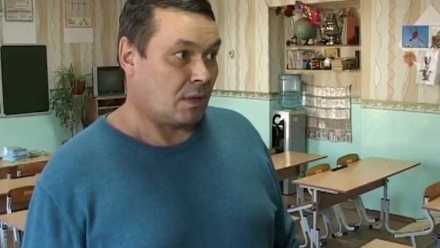 В школе №20 заменена мягкая кровля смотреть онлайн