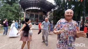 Танцы ? Пенсионеры в ритме танца ?Парк культуры и отдыха 14.08.22 г. Калуга #танцы#пенсионеры