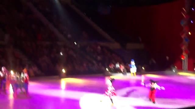 Disney on ice lets celebrate 2014 part 1 смотреть онлайн
