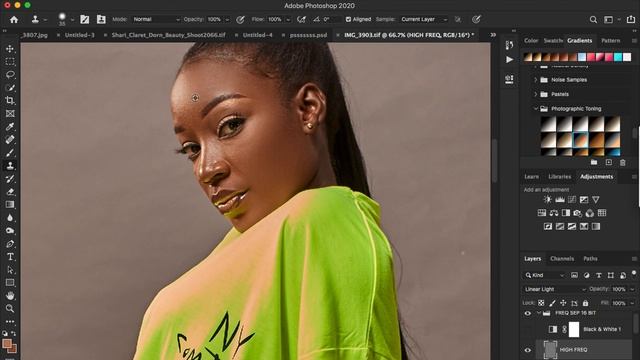 How To Edit Studio Photos In Photoshop | Skin Retouching & Clean Seamless Fold-free Backdrops смотреть онлайн