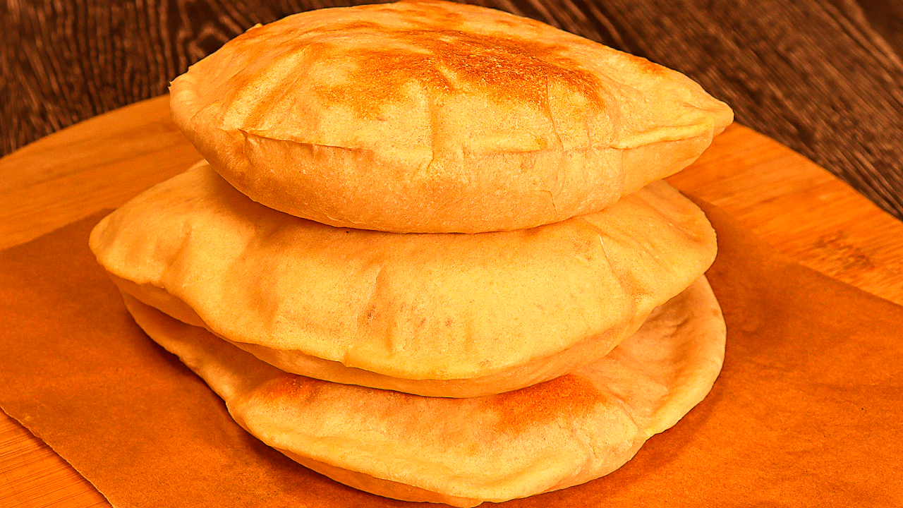 все очень просто одно тесто два вида приготовления идеальная греческая лепешка мягкая воздушная смотреть онлайн