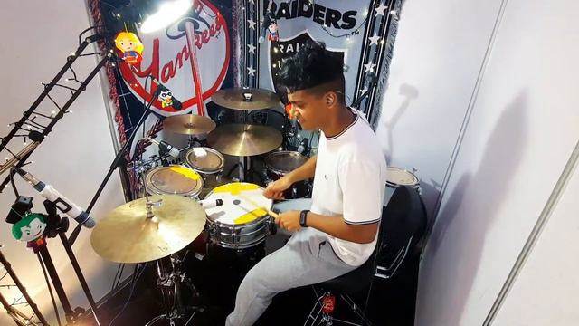 Don’t Stop ’til You Get Enough - Michael Jackson (Drum Cover) смотреть онлайн
