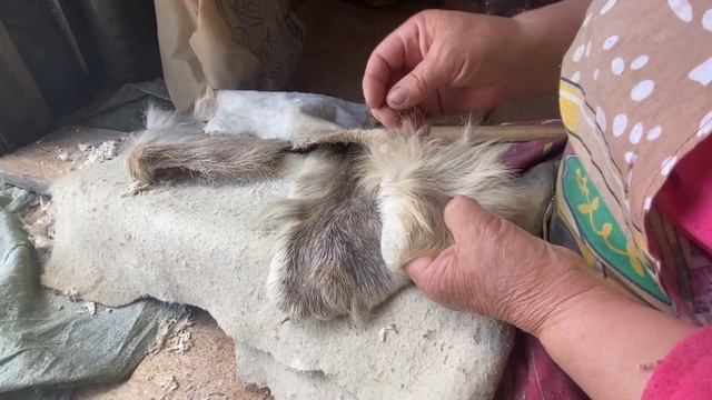 Обувь которая держит -50с. Из оленя смотреть онлайн