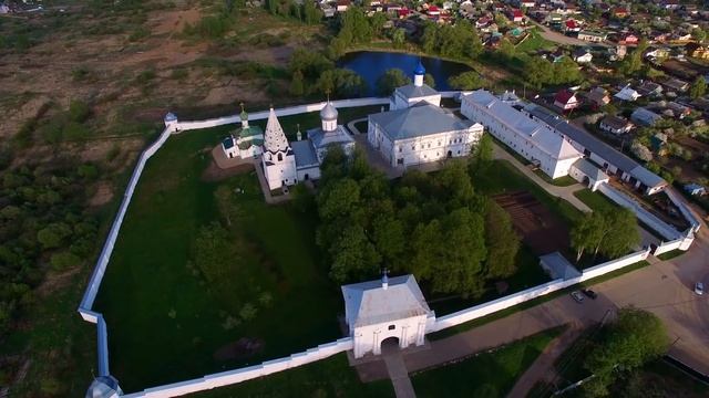 Монастыри Переславля-Залесского с дрона, Ярославская область смотреть онлайн