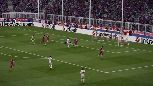 Гол Эль Шаарави в ворота Баварии