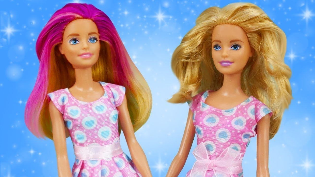 Близняшки Барби пришли в Школу стилиста - различит ли их Алёна? Видео для девочек про кукол Барби смотреть онлайн