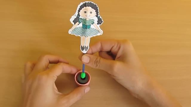 MAGNETIC SPIN AND ROLL - ENGLISH - Fun with magnets! смотреть онлайн