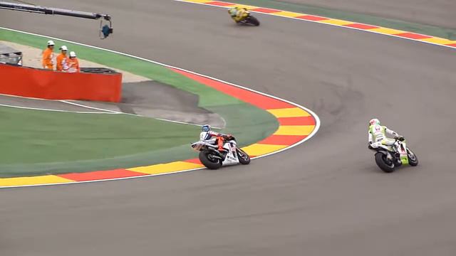 MotoGP Motorland Aragón 20010 Espargaró pide perdon a Lorenzo смотреть онлайн