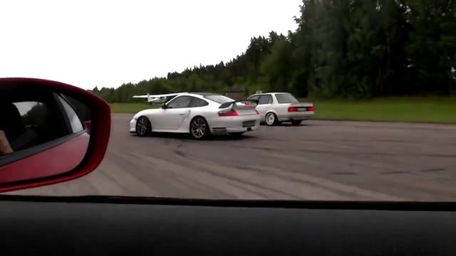BMW E30 VS Nissan GT R 35 VS Porsche 911 Turbo смотреть онлайн