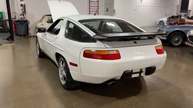 1989 Porsche 928 S4 2-Door Coupe смотреть онлайн